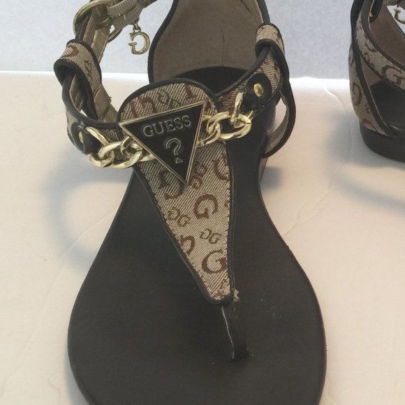 GUESS SIGNATURE SANDALS - Picture 1 of 5